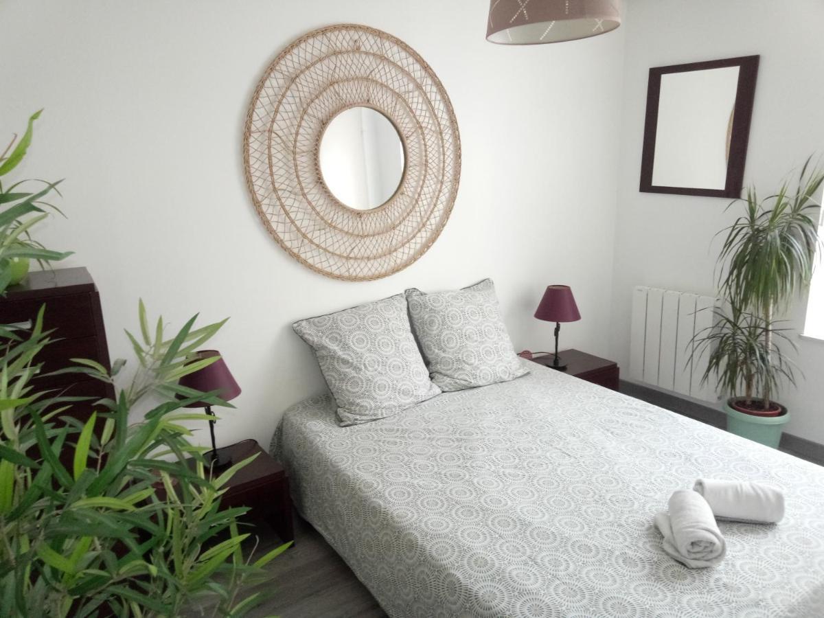 Charmant Appartement Proche Du Centre Ville Caen Ngoại thất bức ảnh