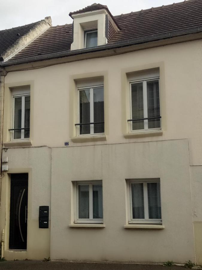 Charmant Appartement Proche Du Centre Ville Caen Ngoại thất bức ảnh